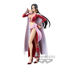 Cargar imagen en el visor de la galería, One Piece - Boa Hancock - Open Box
