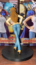 Cargar imagen en el visor de la galería, One Piece - Nami Shinsekai - Usada con caja
