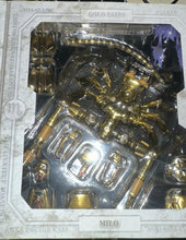 Cargar imagen en el visor de la galería, Saint Seiya - Myth Cloth - Milo de Escorpión - Usado
