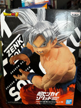 Cargar imagen en el visor de la galería, Dragon Ball Super - Goku UI (Super Zenkai Solid) - Nuevo OB
