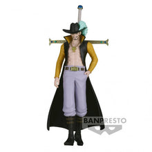 Cargar imagen en el visor de la galería, One Piece - Dracule Mihawk (THE Shukko) - Nuevo OB

