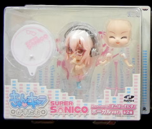 Cargar imagen en el visor de la galería, Super Sonico - Sonico (Kyun Chara)
